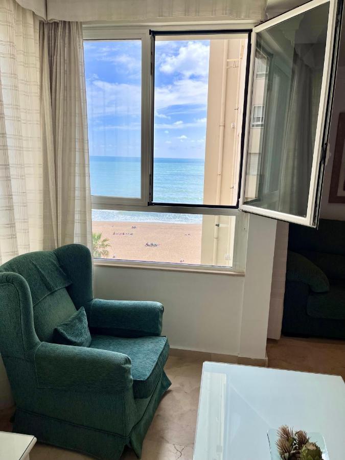 Gatu Aguamarina Beach, Vistas Al Mar Playa Victoria Apartman Cádiz Kültér fotó